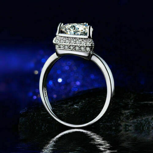 14K White Gold 2.15Ct Trillion Cut White Moissanite Engagement Ring Size 6.5