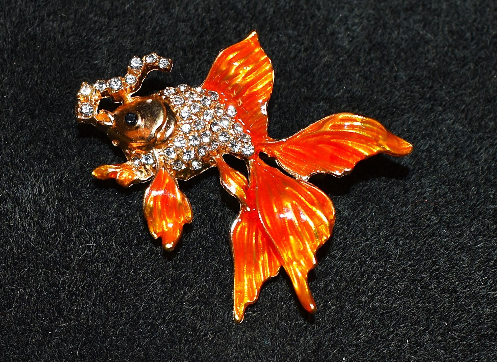 Goldfish Brooch Pin blood orange enamel & rhinestones blowing rhinestone bubbles
