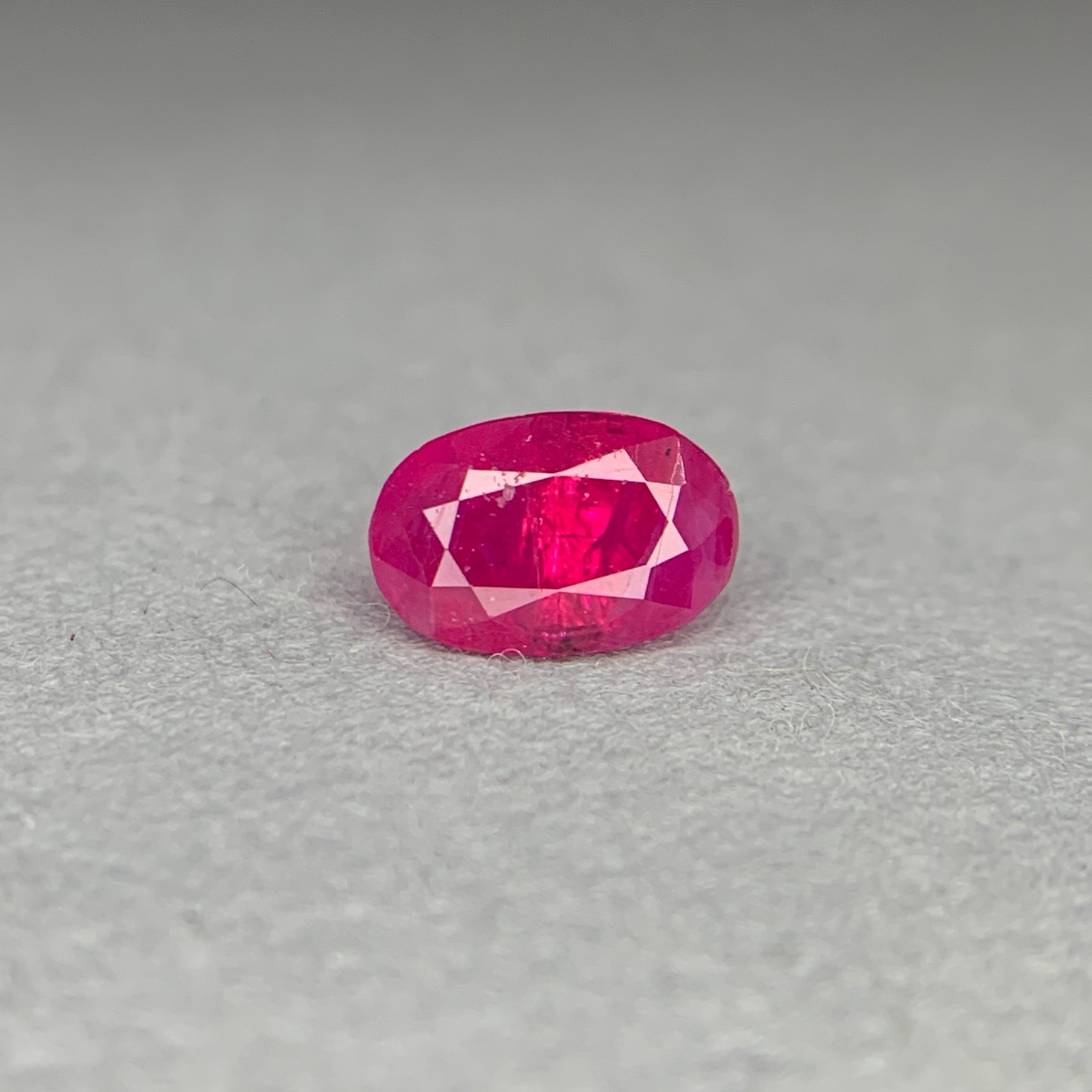 Natural Faceted Ruby Oval Cut Loose Gemstone-1.39 Carats