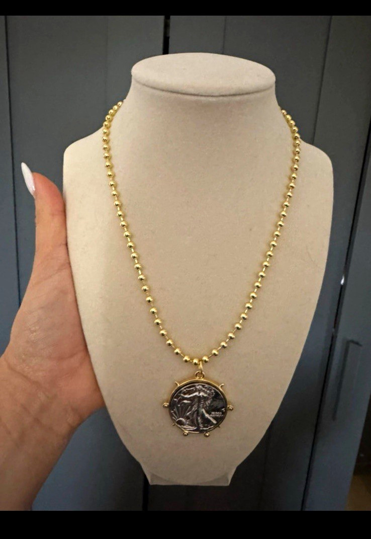 Gold Tone Metal Ball/Bead Necklace w/ Round Coin Pendant, No Stone