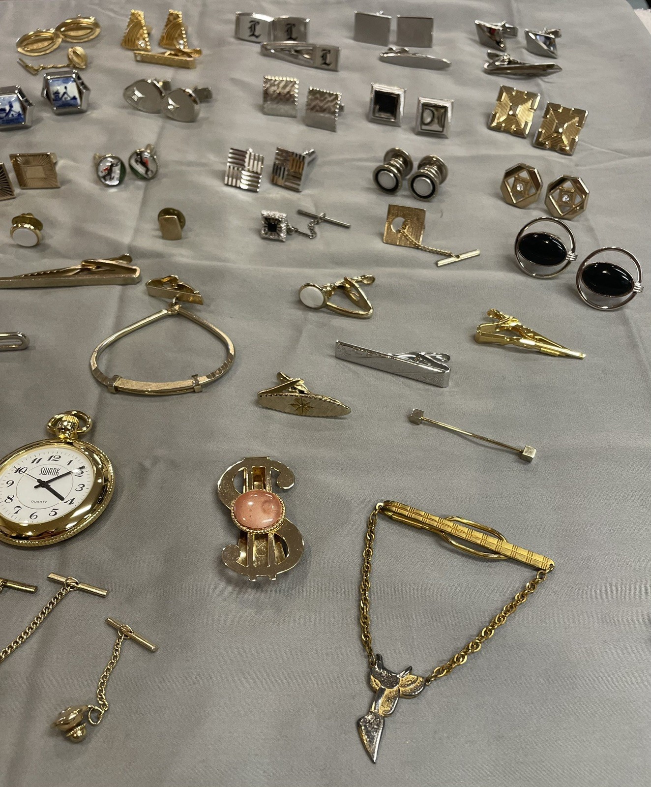Mens LOT Over 50pcs Cufflinks, Tie Bars & Tacks, Hickok, Swank, Anson And More!