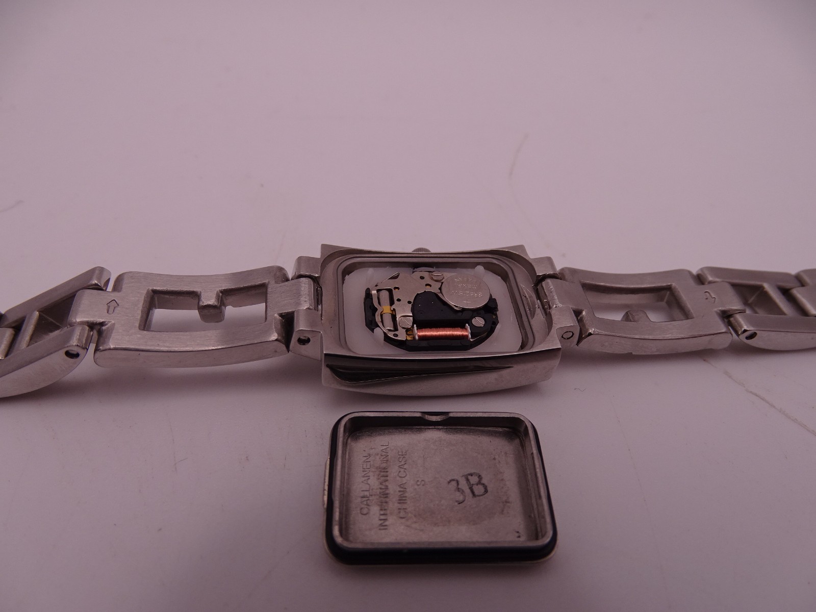 Guess I90220I1 Stainless Steel Quartz Women’s Watch, Untested