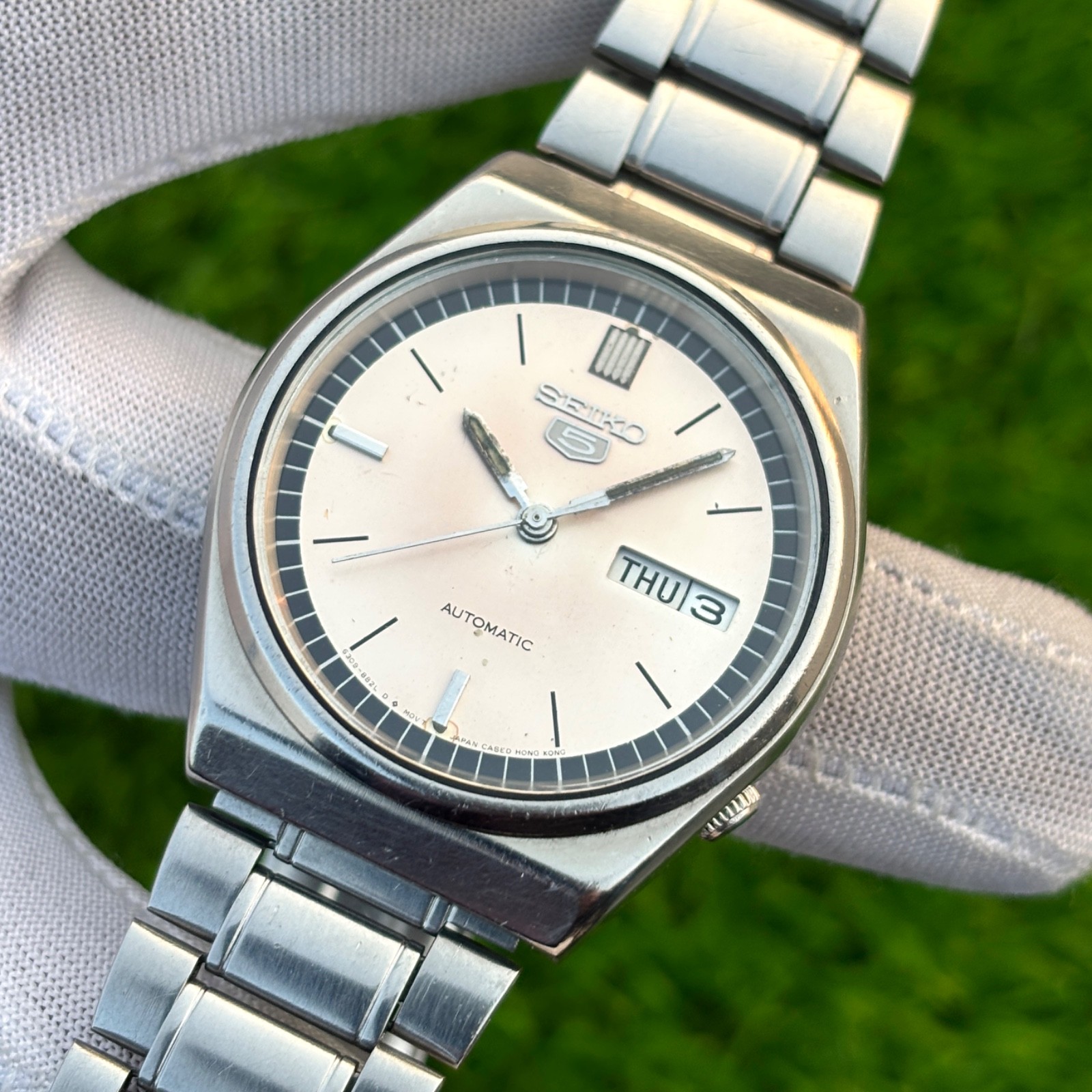 Vintage Seiko 5 Dress Formal Automatic Japan Made Men’s Watch 6309-8810