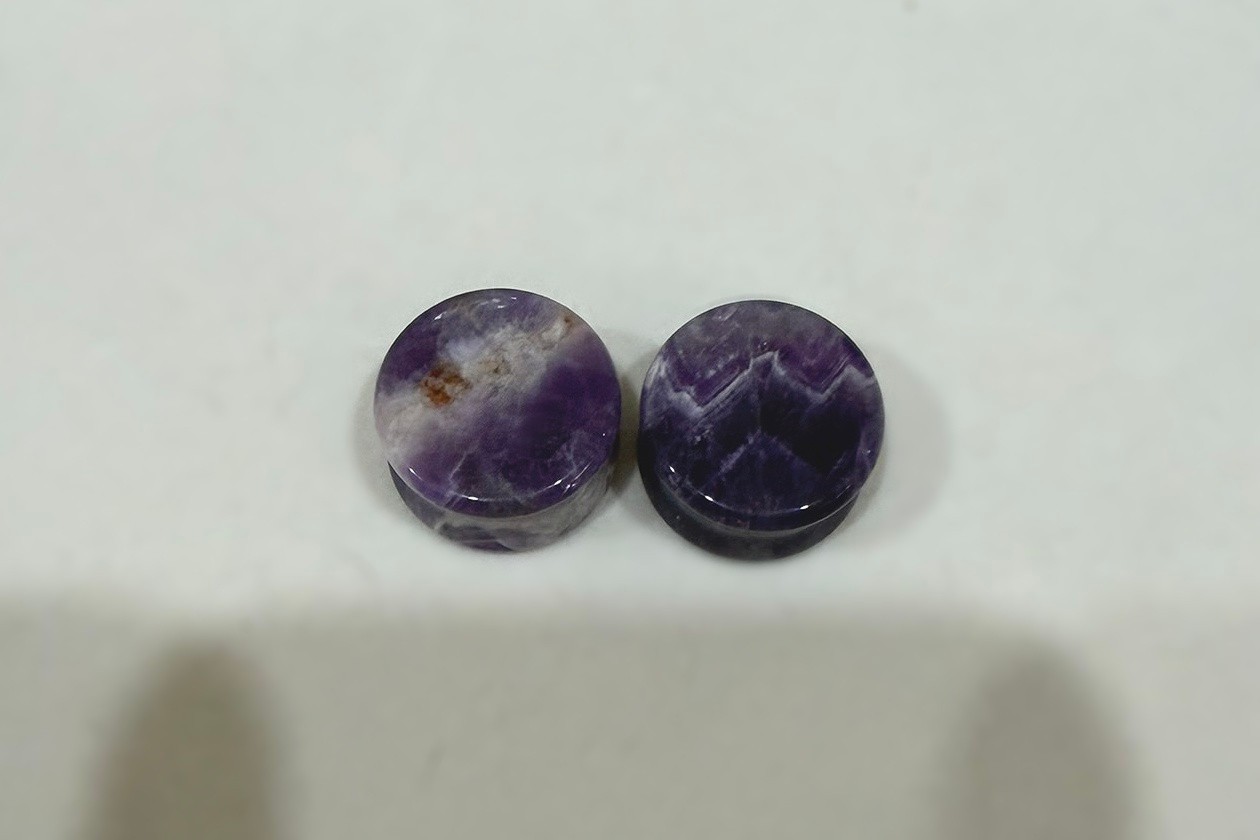 3/4″ 19mm Amethyst Stone Plugs with Good Variation (Double Flare)
