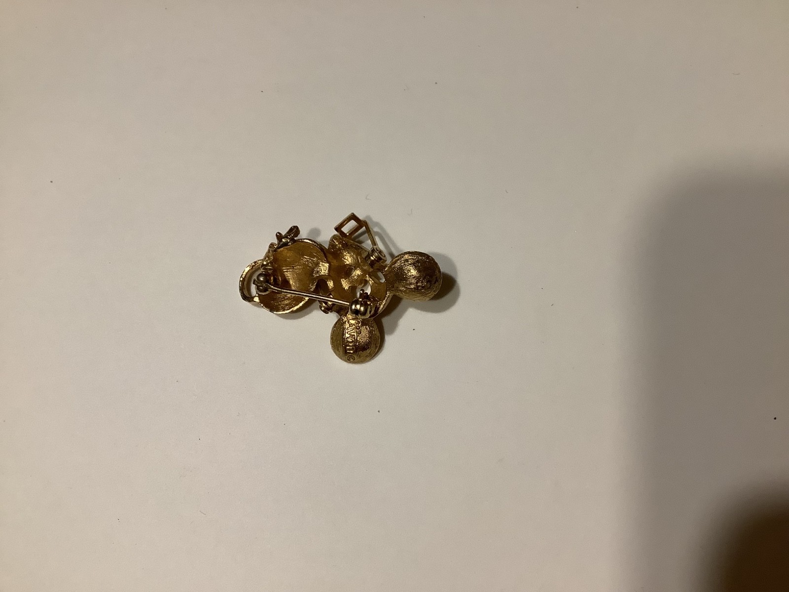 Vintage AVON Animal Lot of 3 Gold Tone Lapel Pin Mouse Frog Bunny Rabbit Brooch