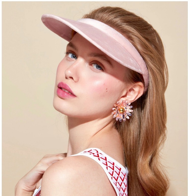 LELE SADOUGHI OVERSIZED 5CM Lucite & Gold Daisy Button Stud Earrings GIFT