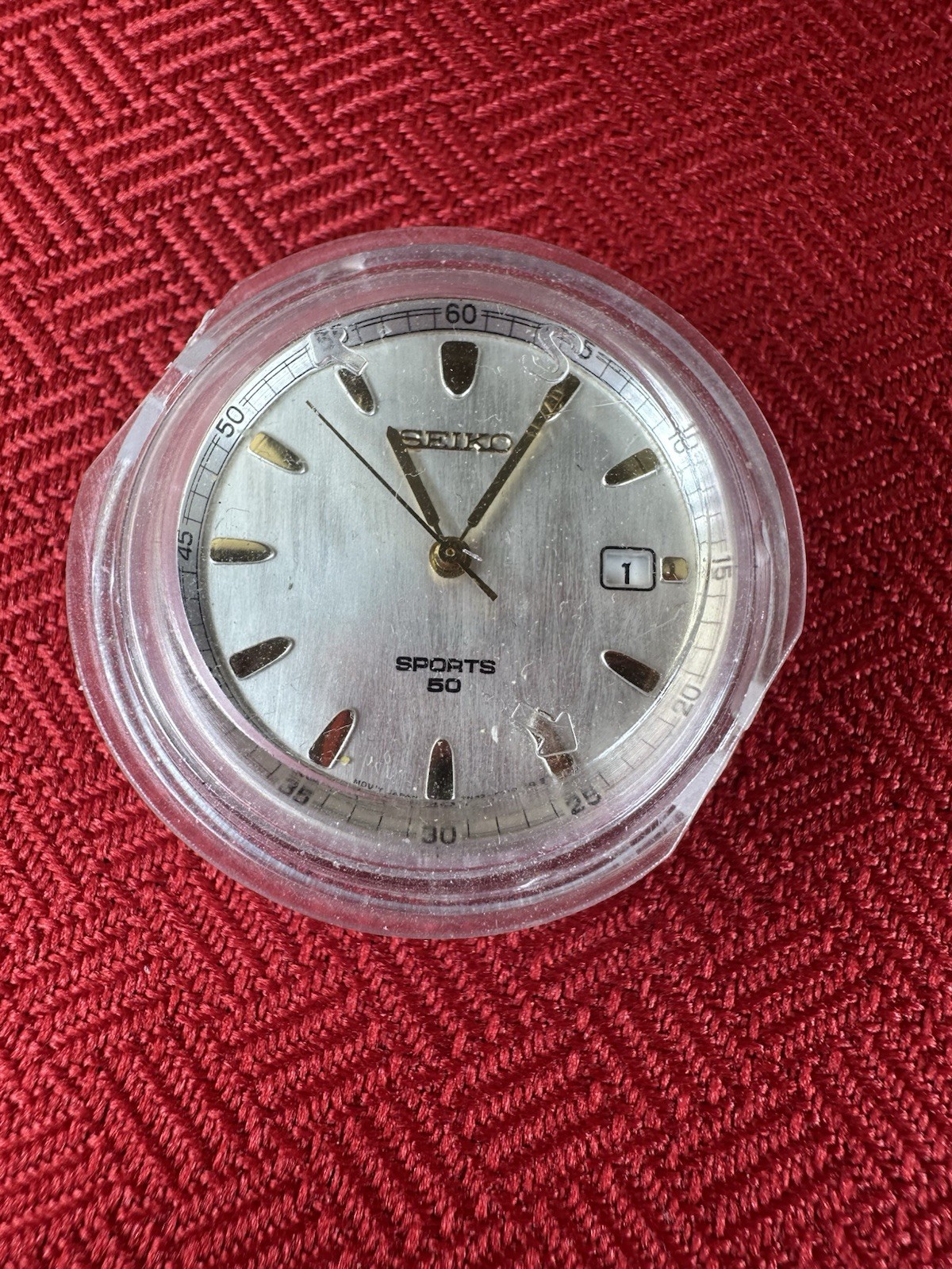 Seiko Sports 50 Watch Movement 7N32C One Jewel Quartz Silver Dial Date PARTS