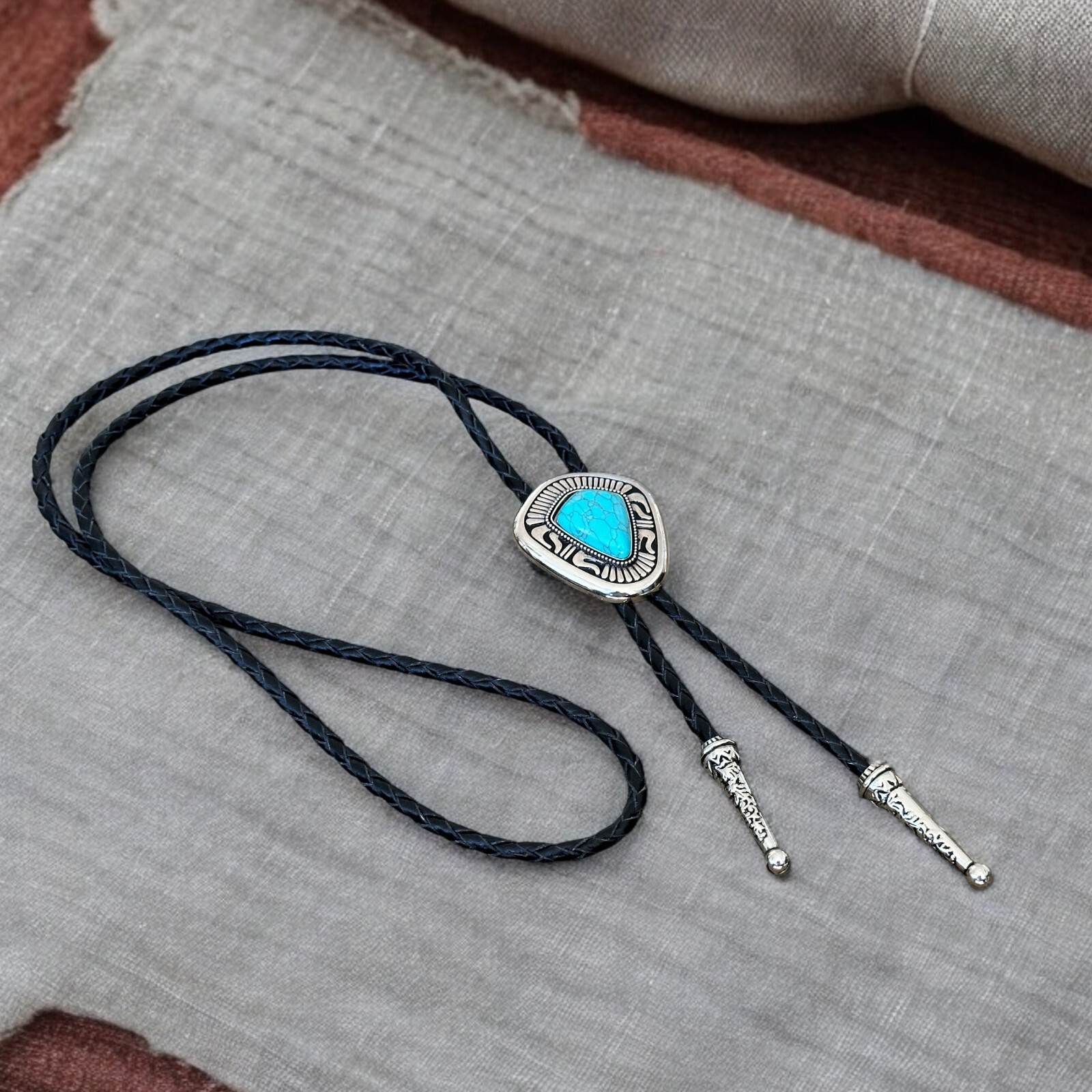 Bolo Tie Mens Wedding Necklace PU Leather Rope Western Cowboy Style