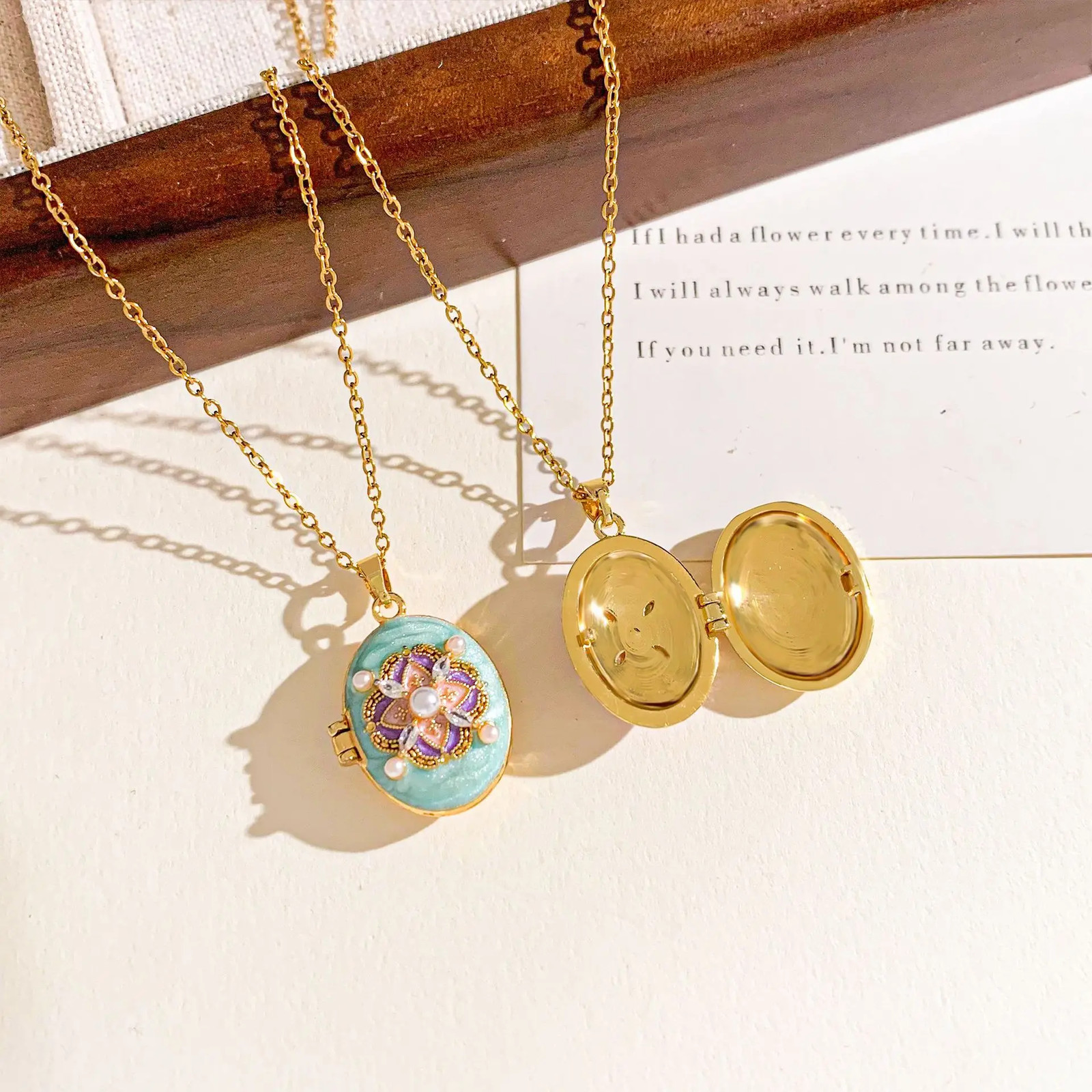 Personality Design Stainless Steel Can Be Opened Oval Photo Album Necklace