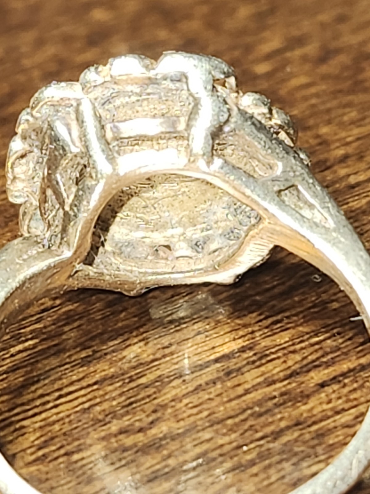 10kt Yellow Gold Vintage 1983 Chinese Panda Coin Ring 3 grams Size 6.5