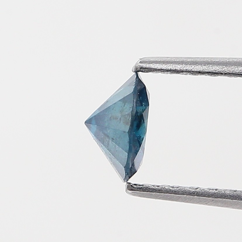 NATURAL DIAMOND ROUND SHAPE BRILLIANT CUR BLUE COLOR 0.36 CT