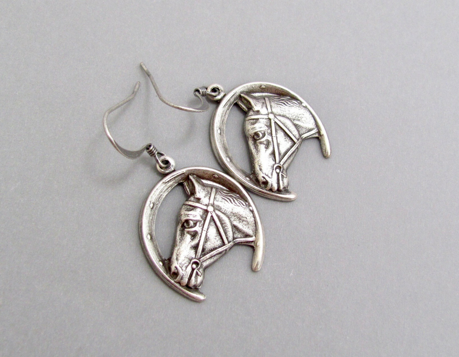 Horse Earrings Horse Shoe Lucky Charm Antiqued Silver Plate Hawaiibeads Earrings