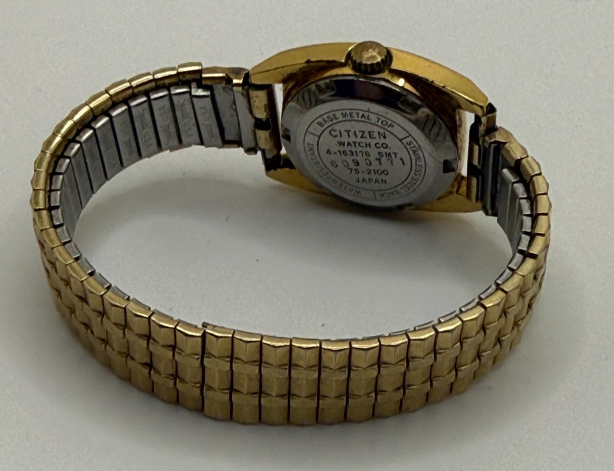 Rare Vintage 1976 Citizen Quartz 17 Jewels Women’s Classic Dress Watch 75-2100