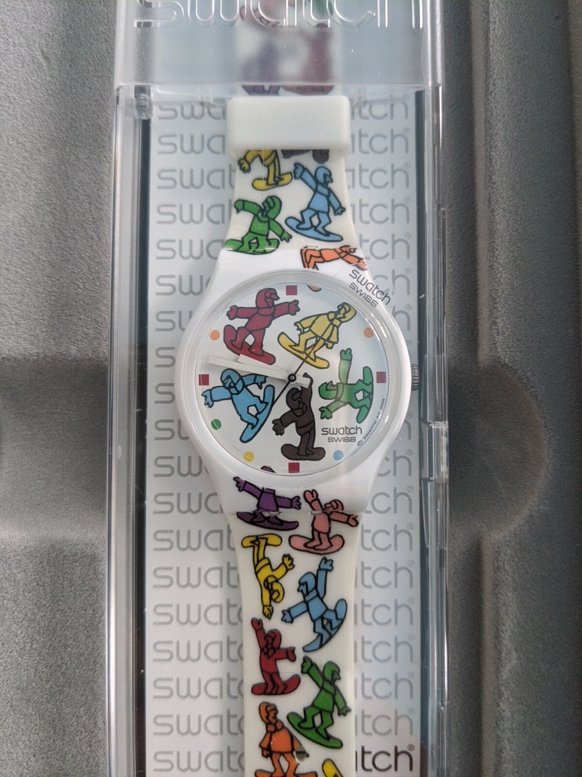 4 SWATCH WATCHES, 4 DESIGN ARTISTS LIMITED EDITION ZS40 FROM LUGANO NEW + PAPERS