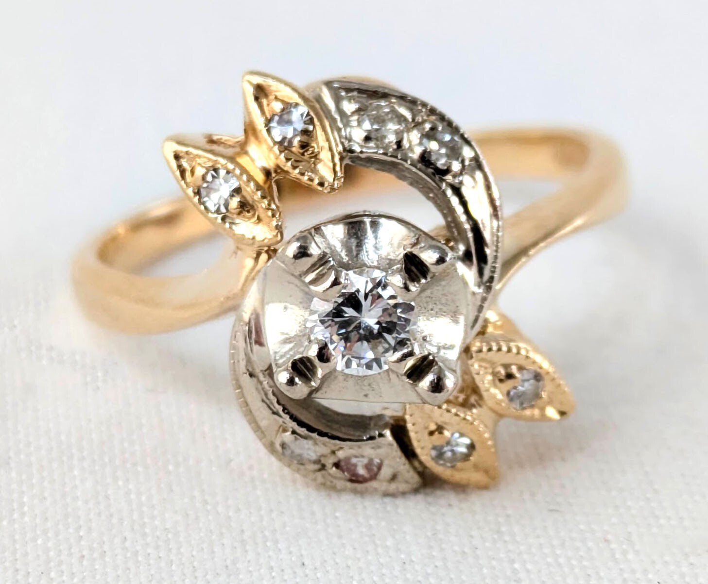Vintage 14K Gold Approx. 15 Ct Diamond Art Nouveaux Engagement Ring Size 7