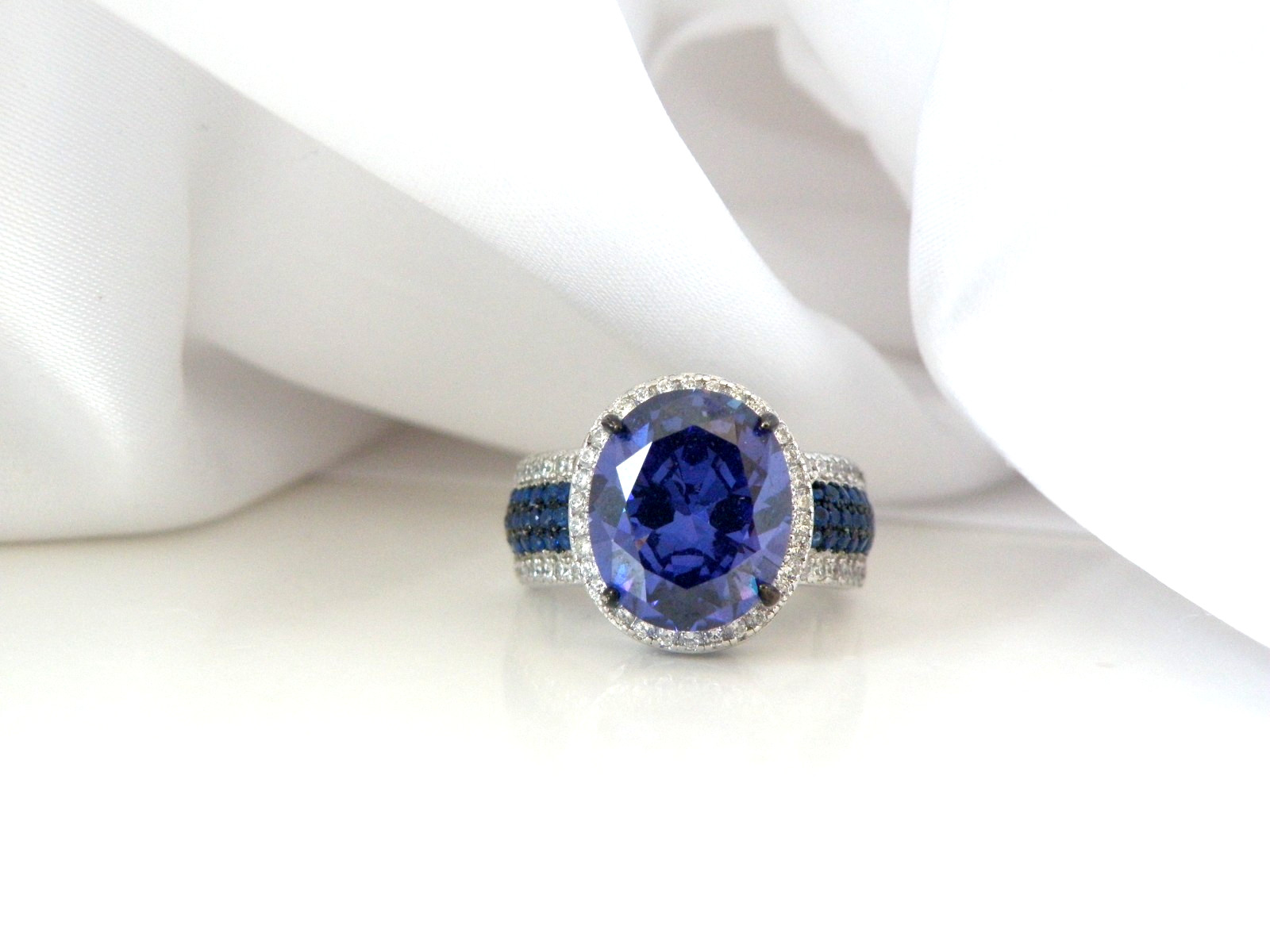 Sterling Silver 925 Lab Created Tanzanite CZ Blue Spinel Halo Ring Size 6