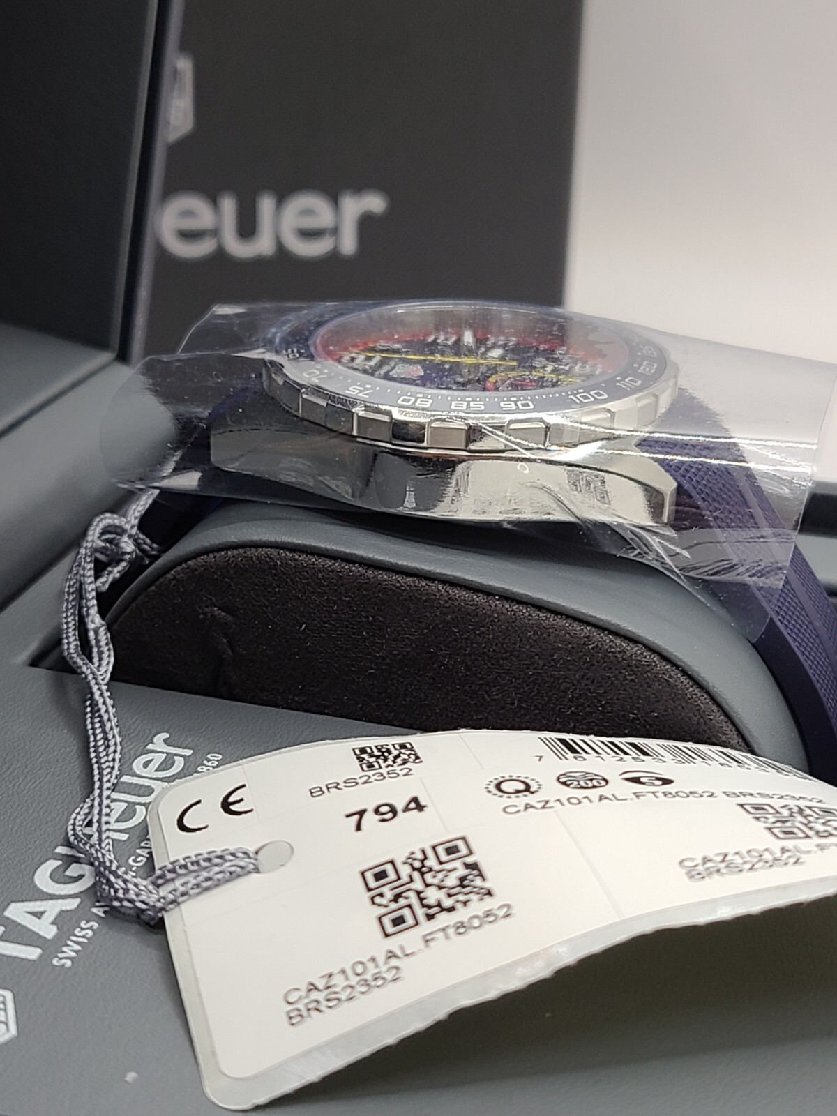Tag Heuer Formula 1 Red Bull Racing Special Edition Chronograph Quartz Blue Dial
