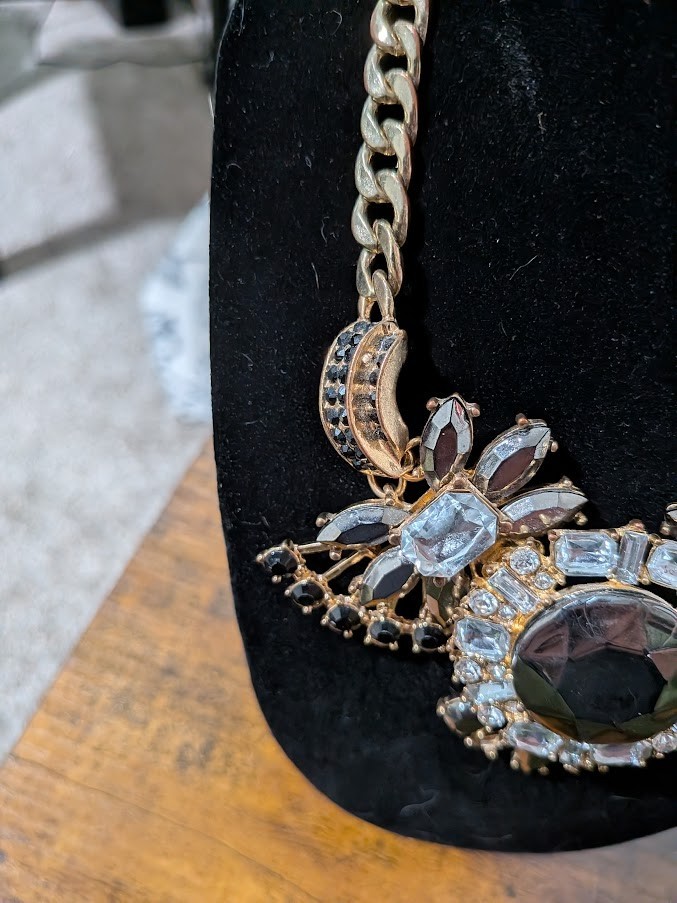 Chunky Gold Bib Necklace Vintage Style Black Clear Rhinestone Crystal Statement