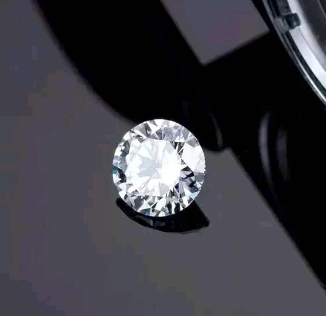 5 CT D Color Round Cut VVS1 Clarity Lab Grown Diamond 11.50MM Gemstone + Gift
