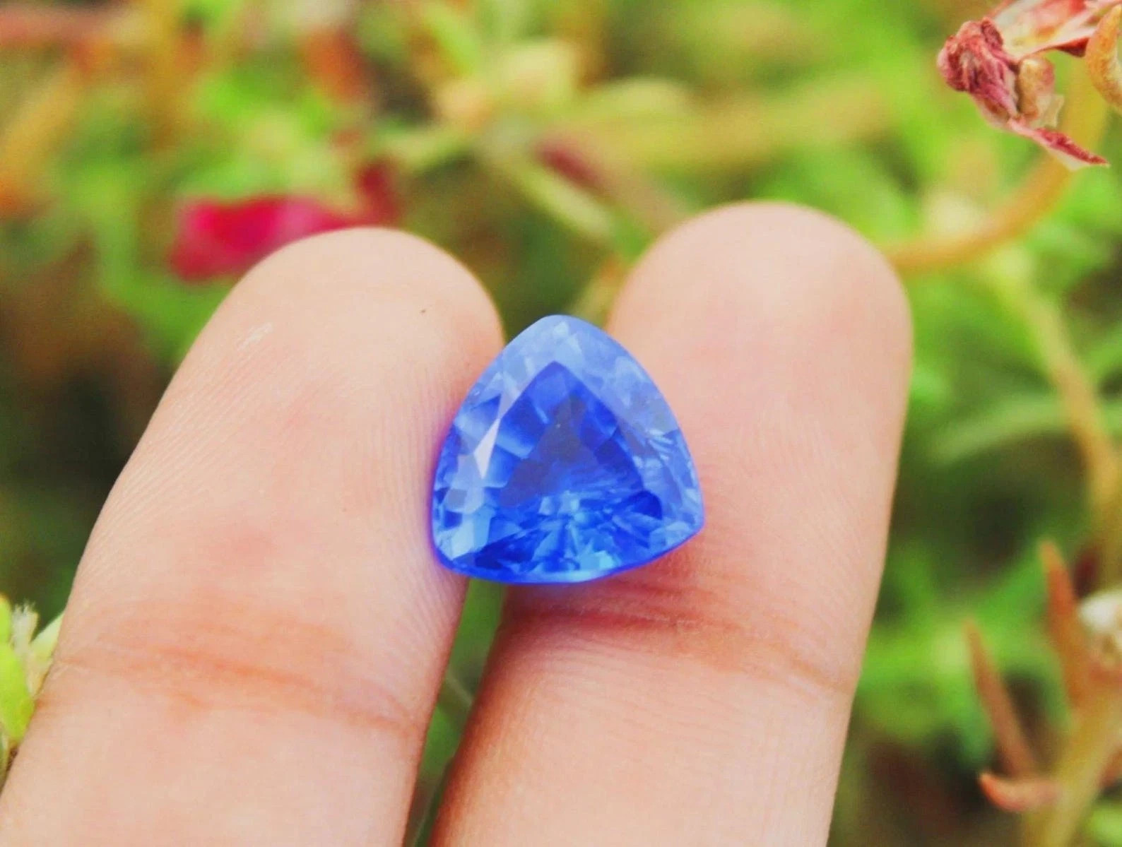6.65 Ct Natural Vibrant Blue Tanzanite Trillion Cut Loose Gemstone GIE Certified