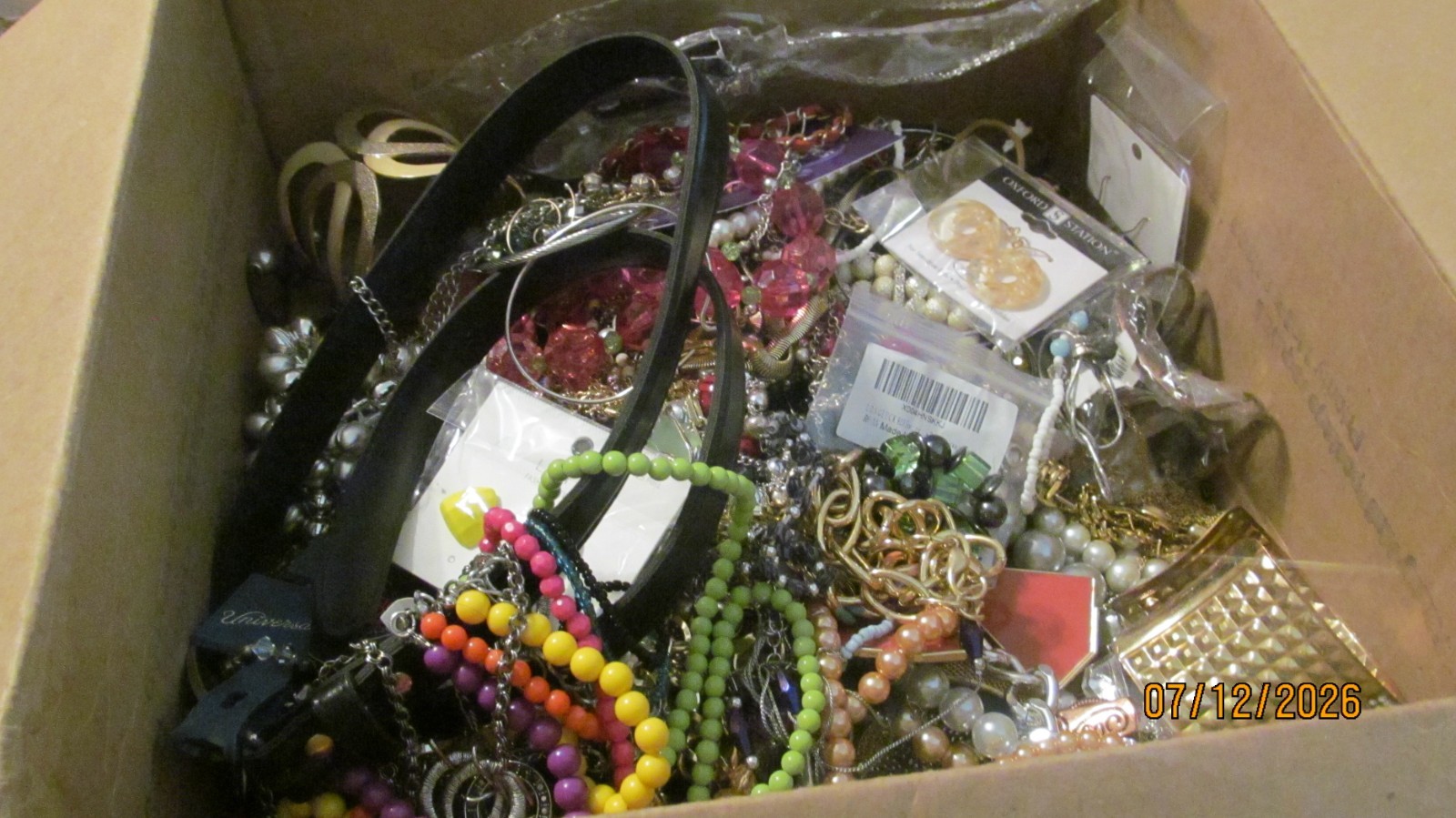 Vintage/New 20 lb all wearable good jewelry don’t miss this 1!