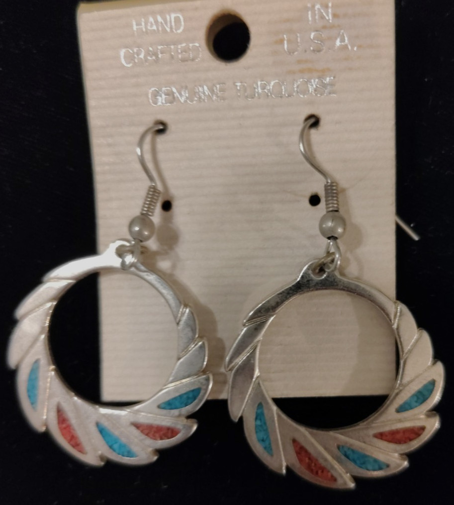 VINTAGE SW92 SOUTHWESTERN TURQUOISE/RED CORAL SILVER TONE WREATH DANGLE EARRINGS