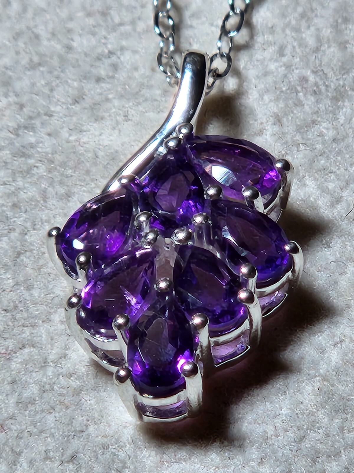 Natural Rich AAA Purple Amethyst Pendant in 925 Sterling Silver 18″ Necklace