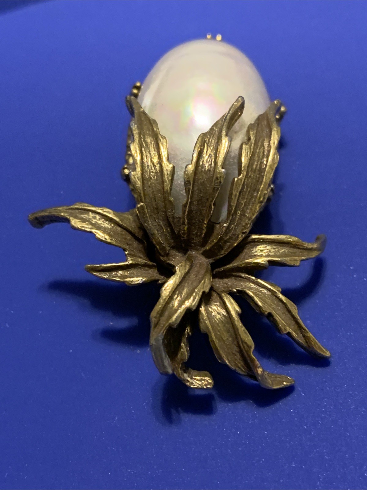 Vintage Faux Pearl Pineapple Brooch Fantastic Luster Gold Tone All Occasion