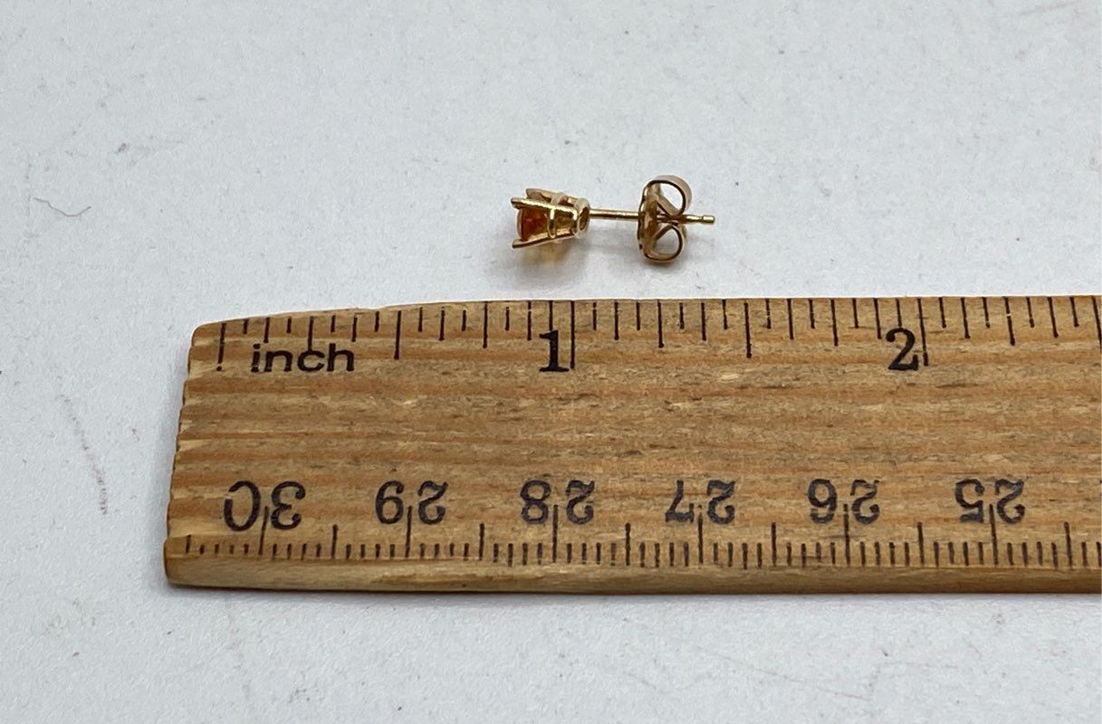 14K Yellow Gold Citrine and White Sapphire Single Stud Earring Oval Cut 0.5g