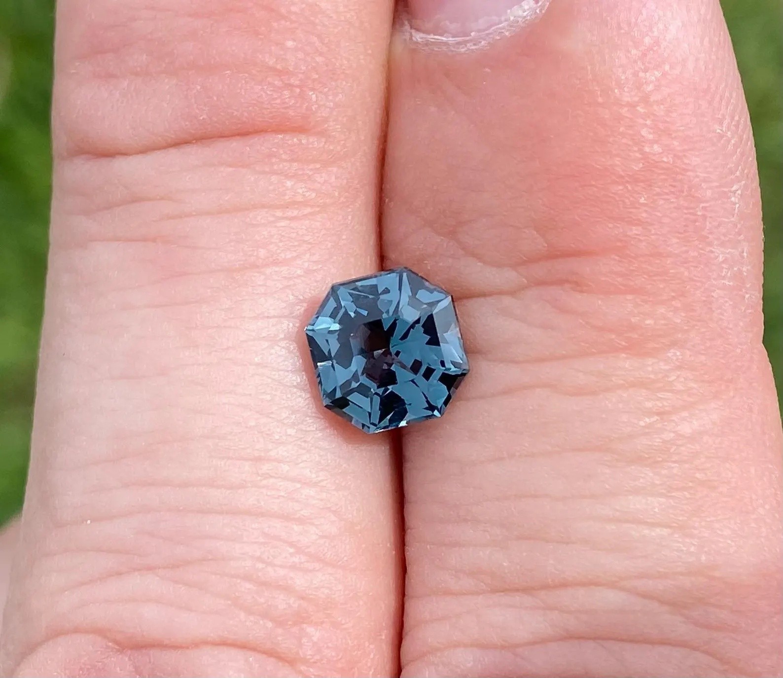 Natural Grey-blue Spinel loose gemstone 2.09 ct. High quality, Octagon, Tanzania