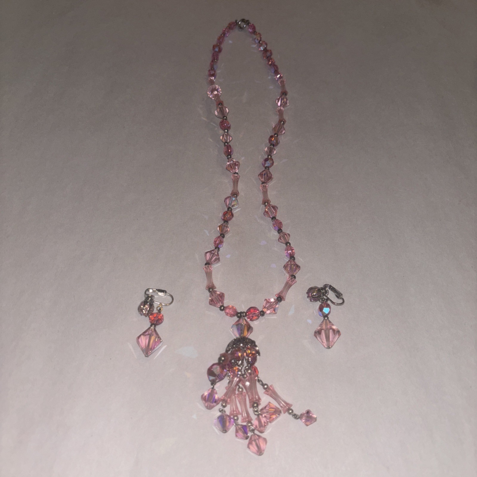 VTG Pink AB light refracting chandelier Necklace w matching Earrings Set