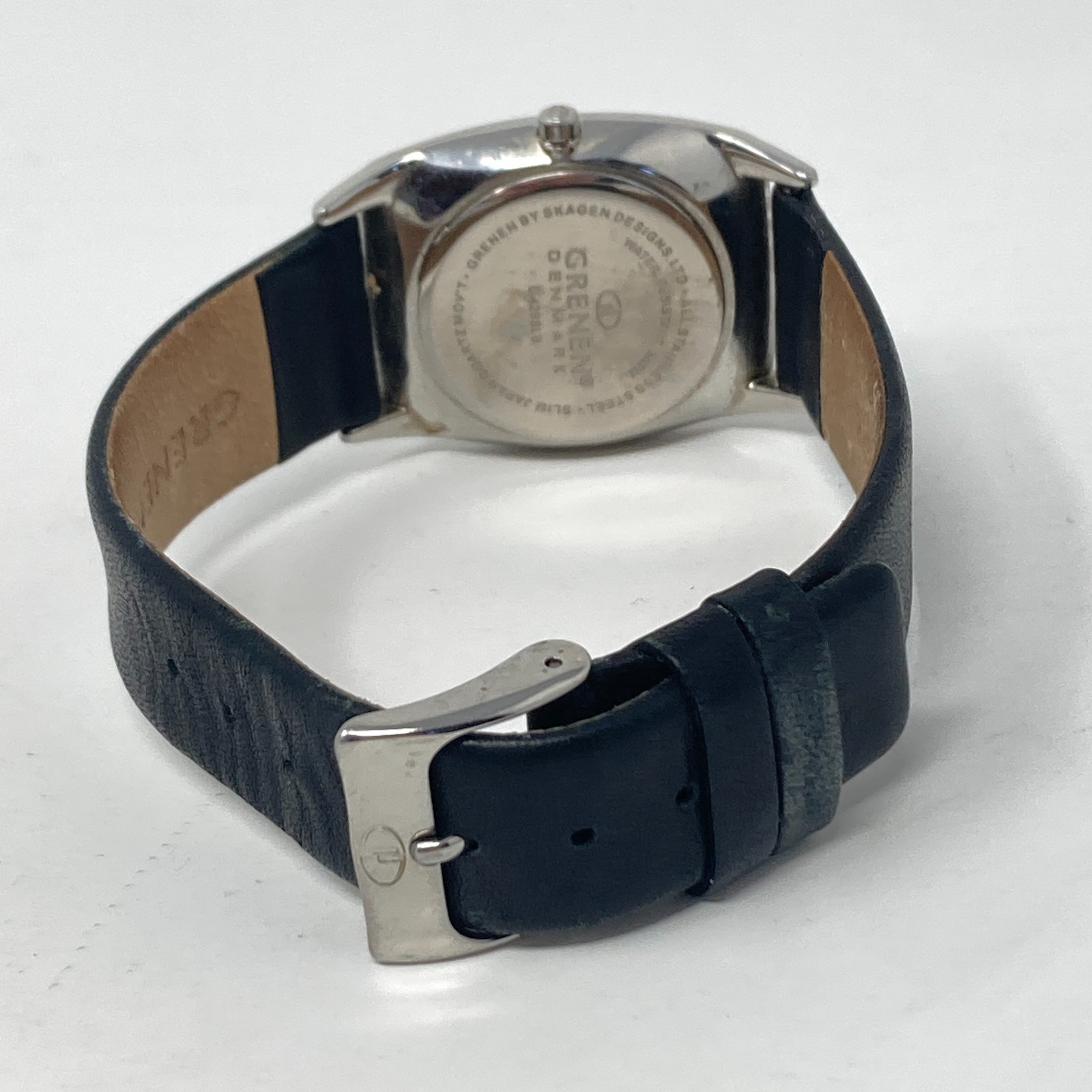Skagen Grenen Watch Women 29mm Silver Tone Date Crystals Leather New Battery