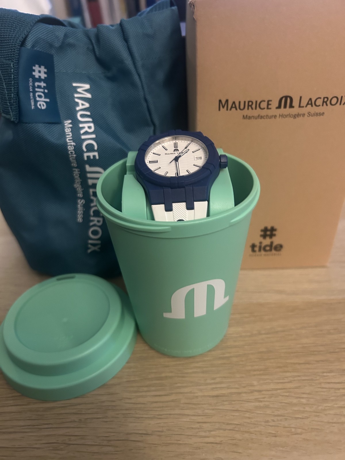 Maurice Lacroix Aikon Tide White & Blue Full Kit AI2008-BBB11-300-0 Excellent