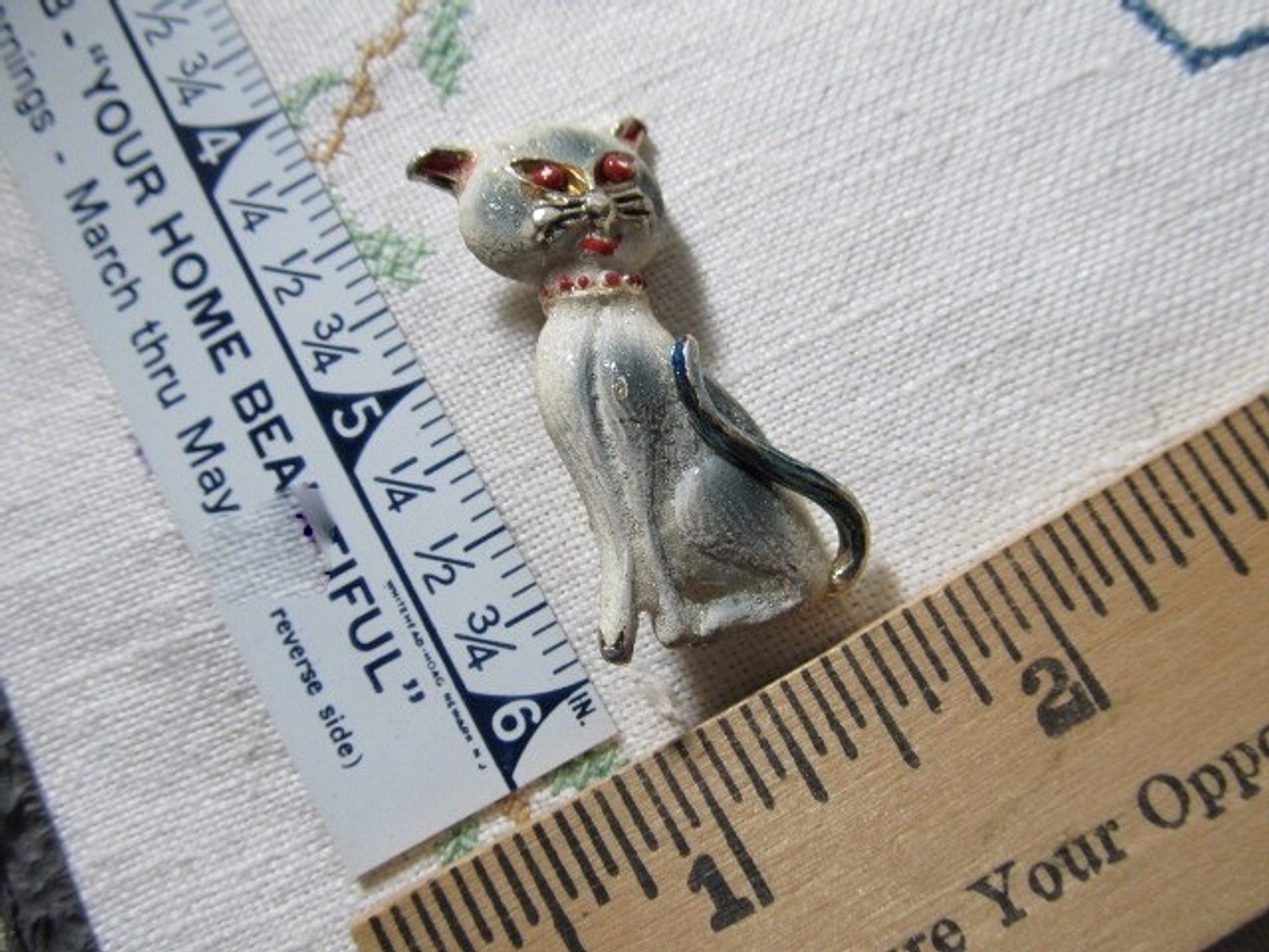 Vintage Powder Coated Enamel Cat w/ Beaded Red Eyes PIN marked Korea