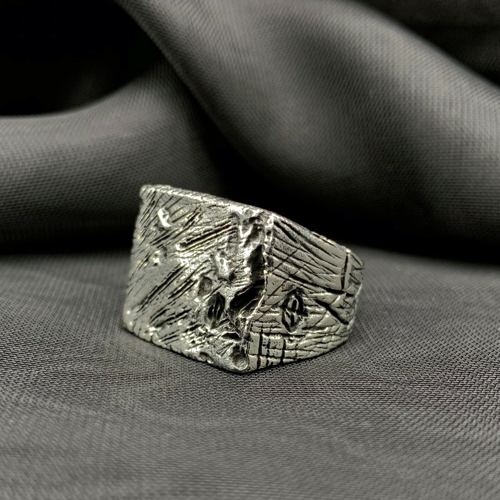 925 Sterling Silver Solid Men’s Ring. Heavy and Stylish. Moon Surface. No Stone