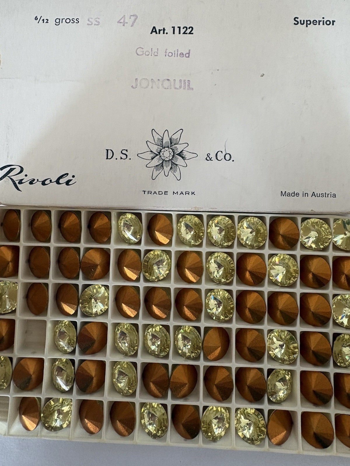 47Ss JONQUIL VINTAGE SWAROVSKI RIVOLI GOLD FOILED RHINESTONES (72PCS)$15.99