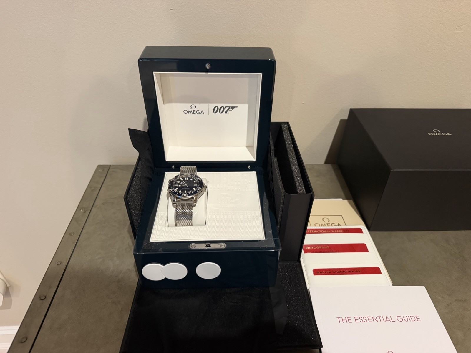OMEGA Seamaster Diver 300M 42mm James Bond 60th Anniversary Box Papers