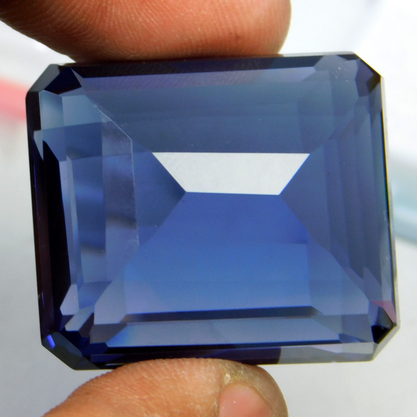 Certified 102.90 Ct Natural Blue Tanzanite Wonderful Gemstone From Tanzania