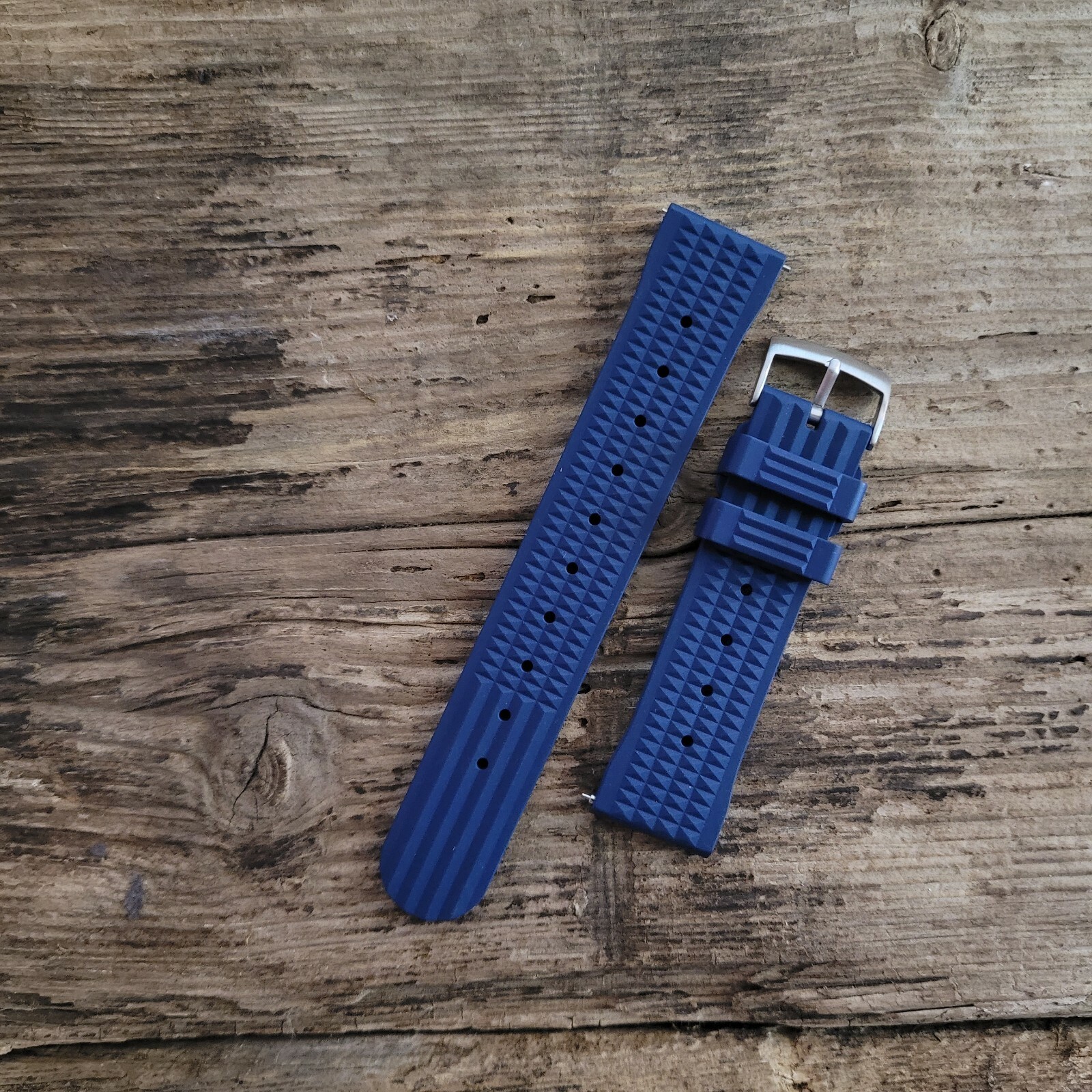 Waffle Watch Strap Band | Classic Seiko Style | FKM Rubber | Black Green Blue