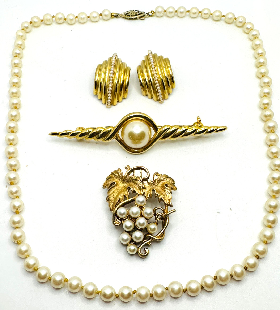 Vtg High Quality 4 Pc Faux Pearl Gold Tone Jewelry Lot – ROMA, Japan, Pat. #
