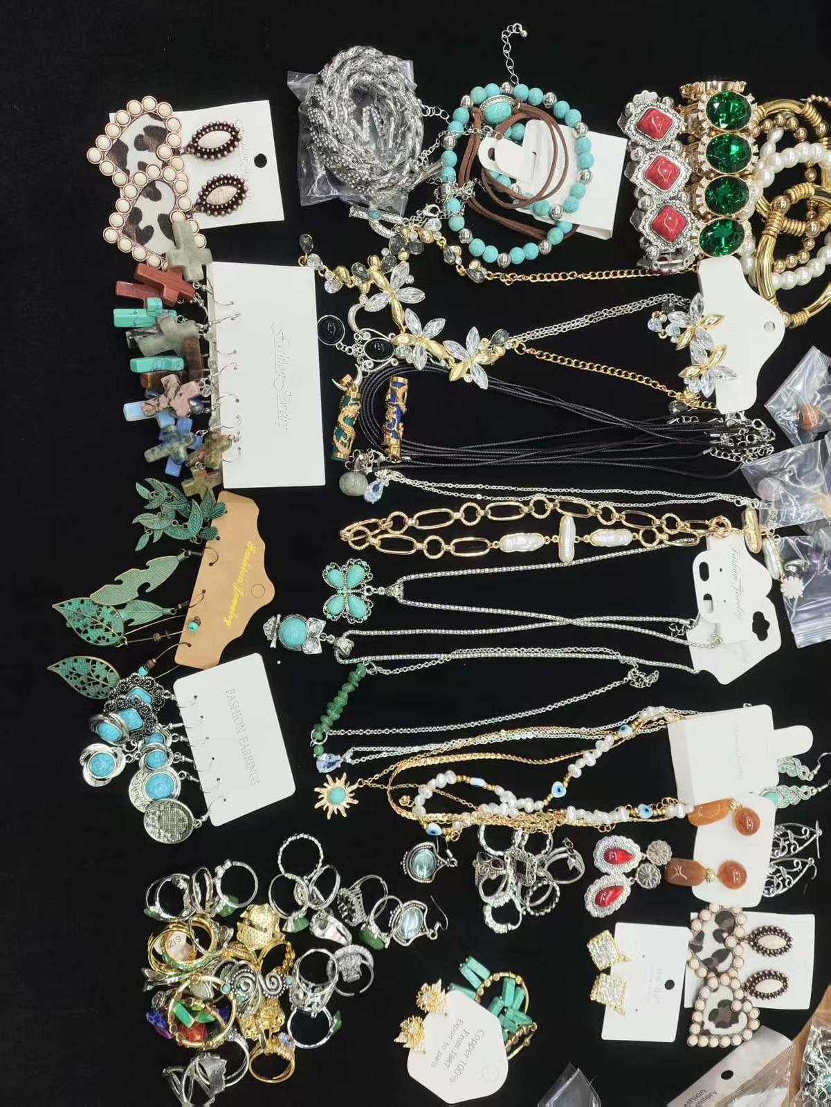 50LBS Mystery Bulk Lot Jewelry Earrings Rings Necklaces Bracelets USA Free PP