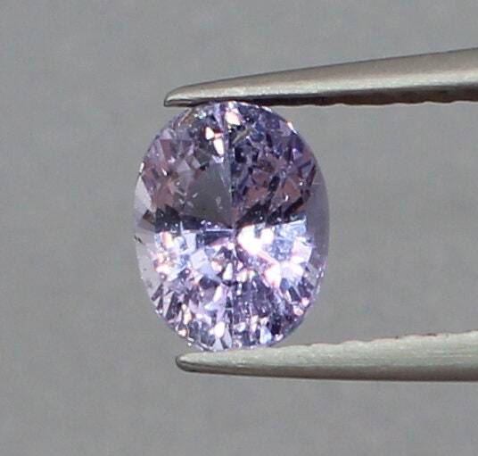 Natural Sapphire, 1.62 carat