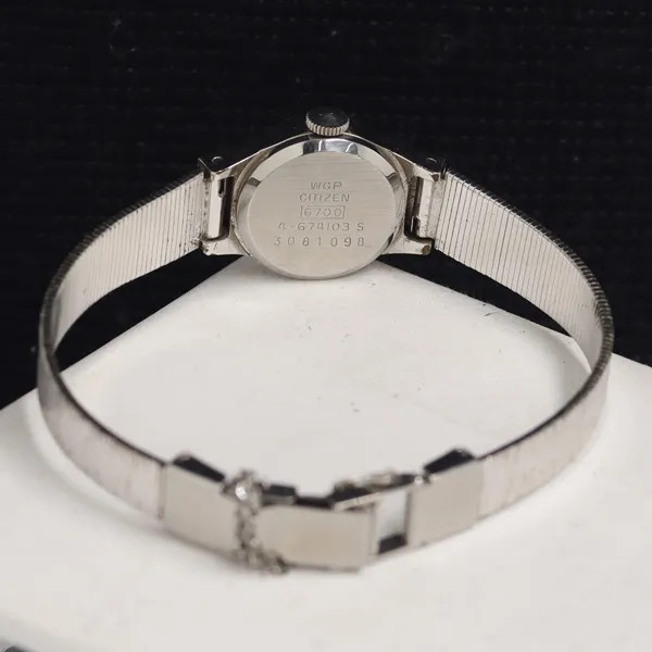 Working condition, excellent condition. Citizen 4-674103 manual winding women