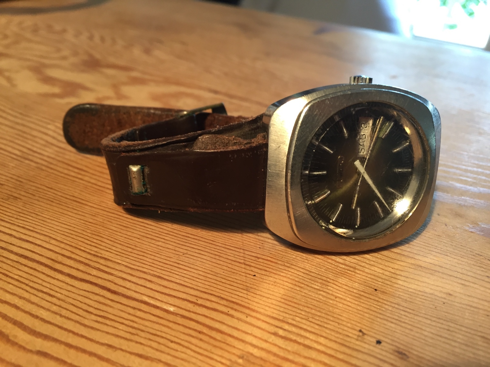 Vintage Watch – DUWARD Automatic 100M – Stainless Steel – Incabloc