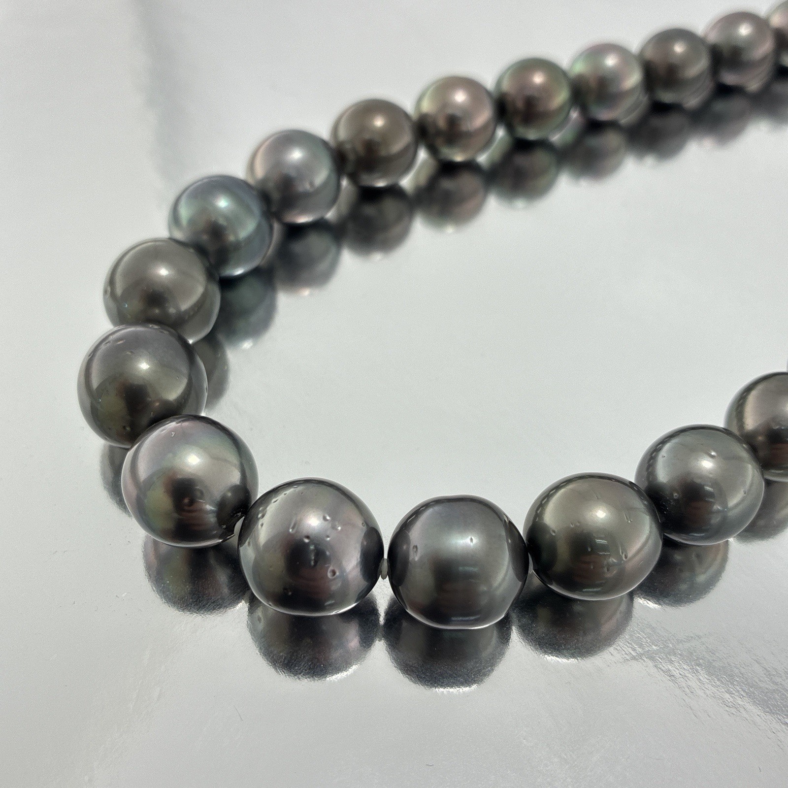 12-14.4mm Pearl French Tahiti Black Necklace Silver 18.11″