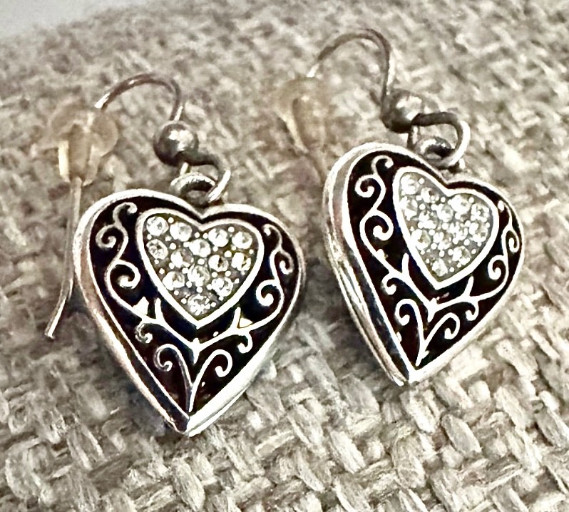 BRIGHTON GILDED HEART CLEAR SWAROVSKI CRYSTAL SILVER FRWIRE EARRINGS VG+✨VTG✨HTF