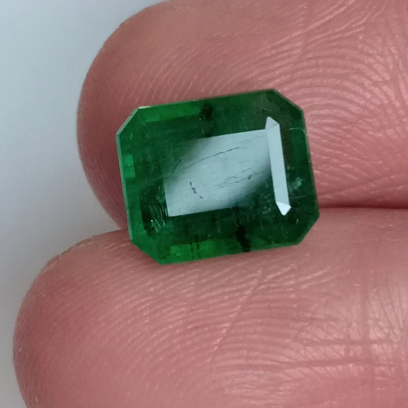10.2×8.6mm Certified Natural Emerald Octagon Cut 3.23 CTS Zambian Loose Gemstone