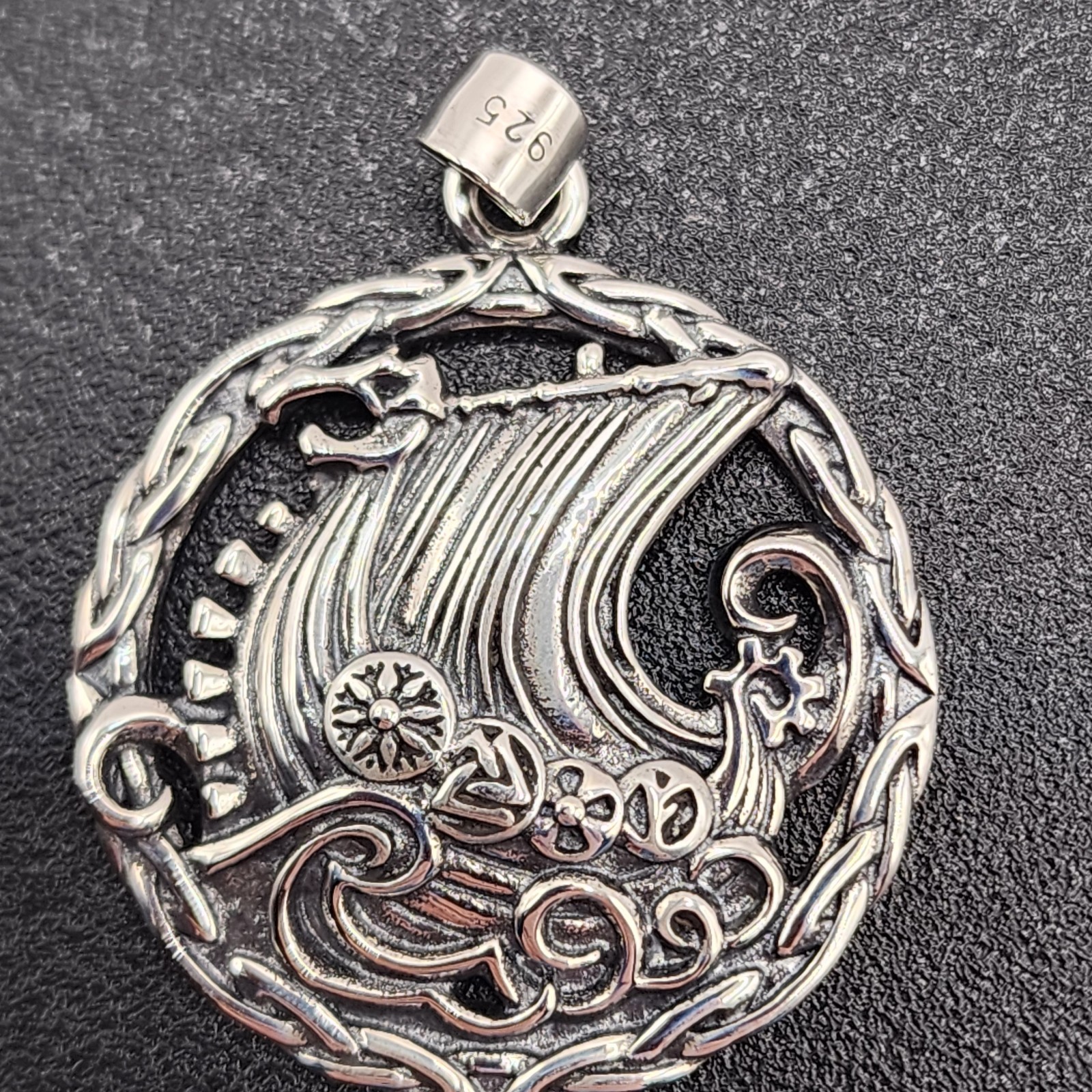 925 NEW Sterling Silver Pendant- SHIP Sailing Ocean 28mm In Diameter