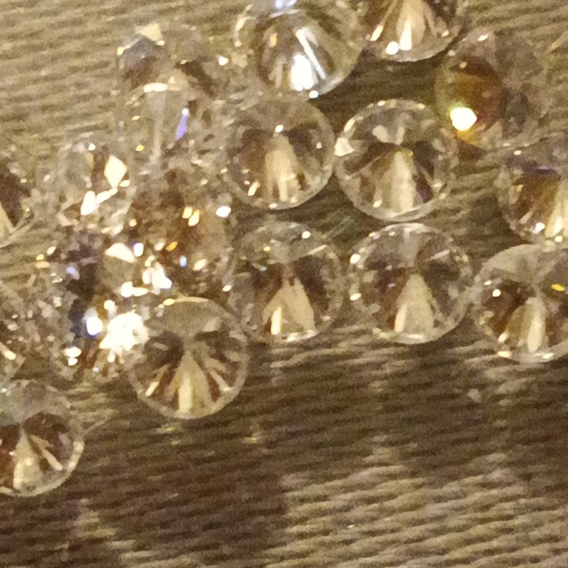 Qty 25 1.9-2mm Lab Grown Diamonds Guaranteed To test as diamonds.