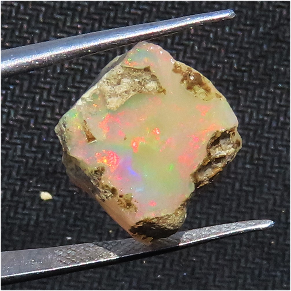 9.05 Ct Genuine Ethiopian Opal Welo Rough Multi Flashing rough 12x15x8 mm jt791